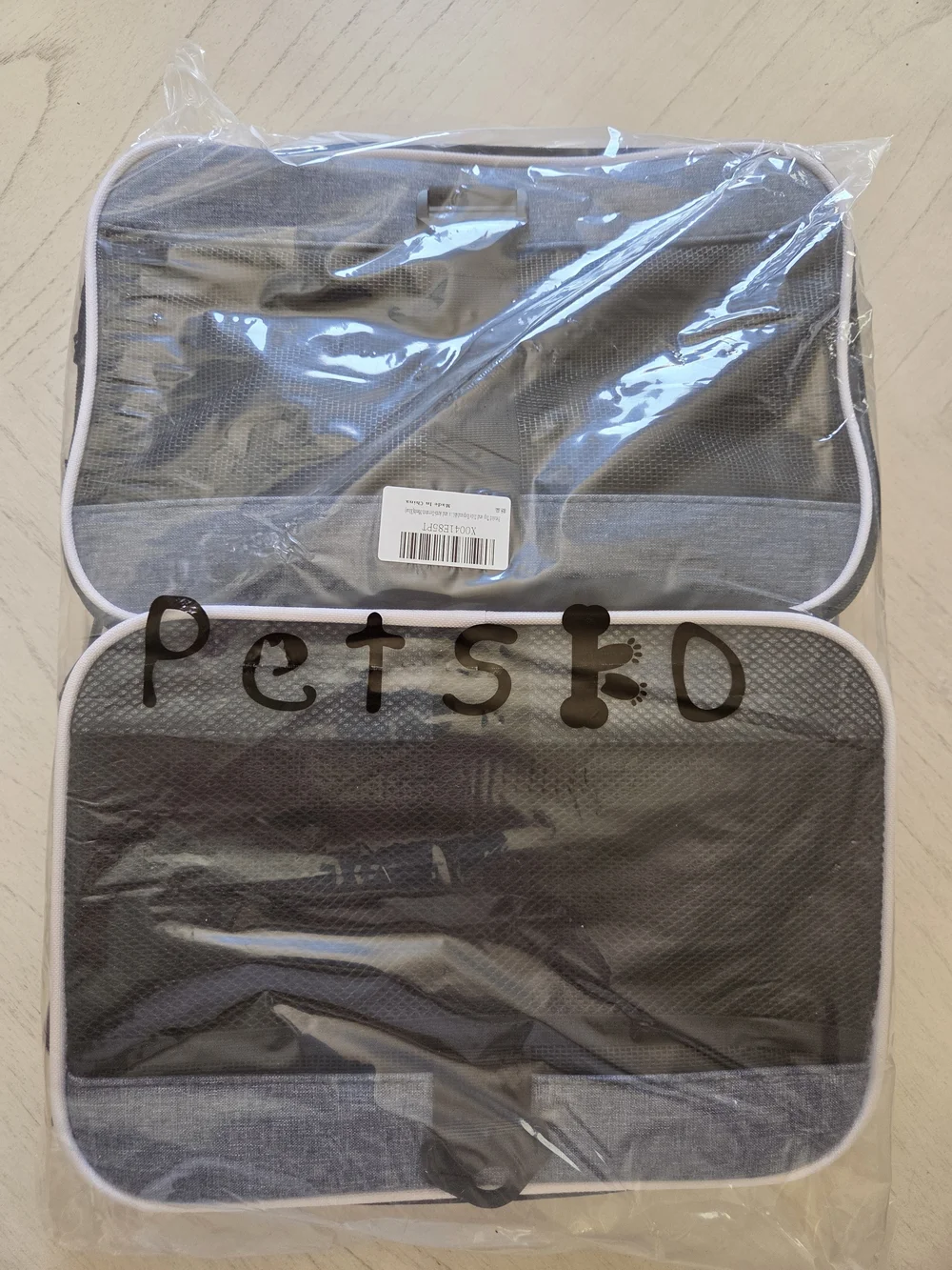 Soft-Sided Carrier for Small Pets with Locking Safety Zippers Anti-Scratch Mesh